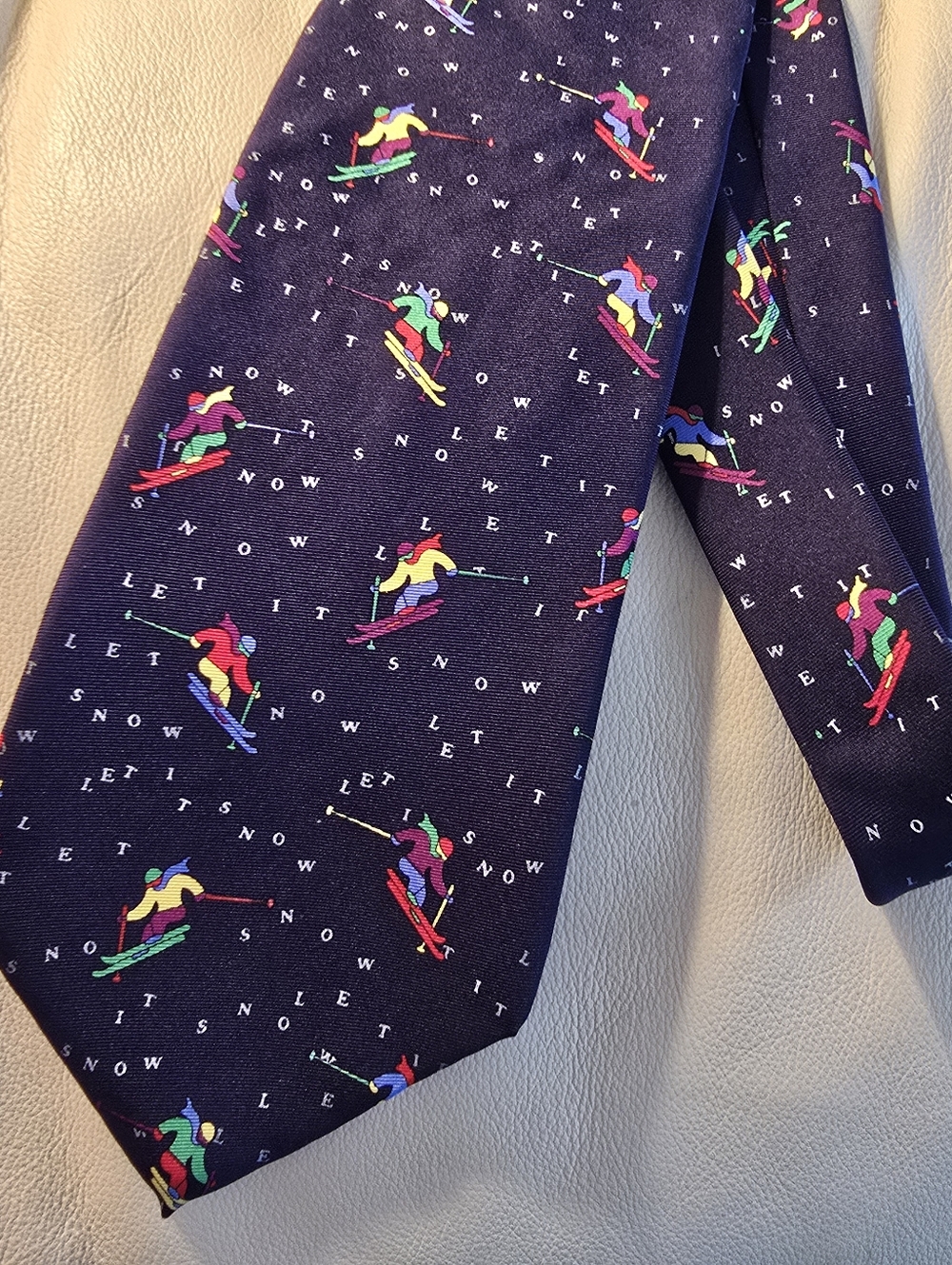 Alynn Neckwear Let It Snow Men's Blue Silk Necktie Tie